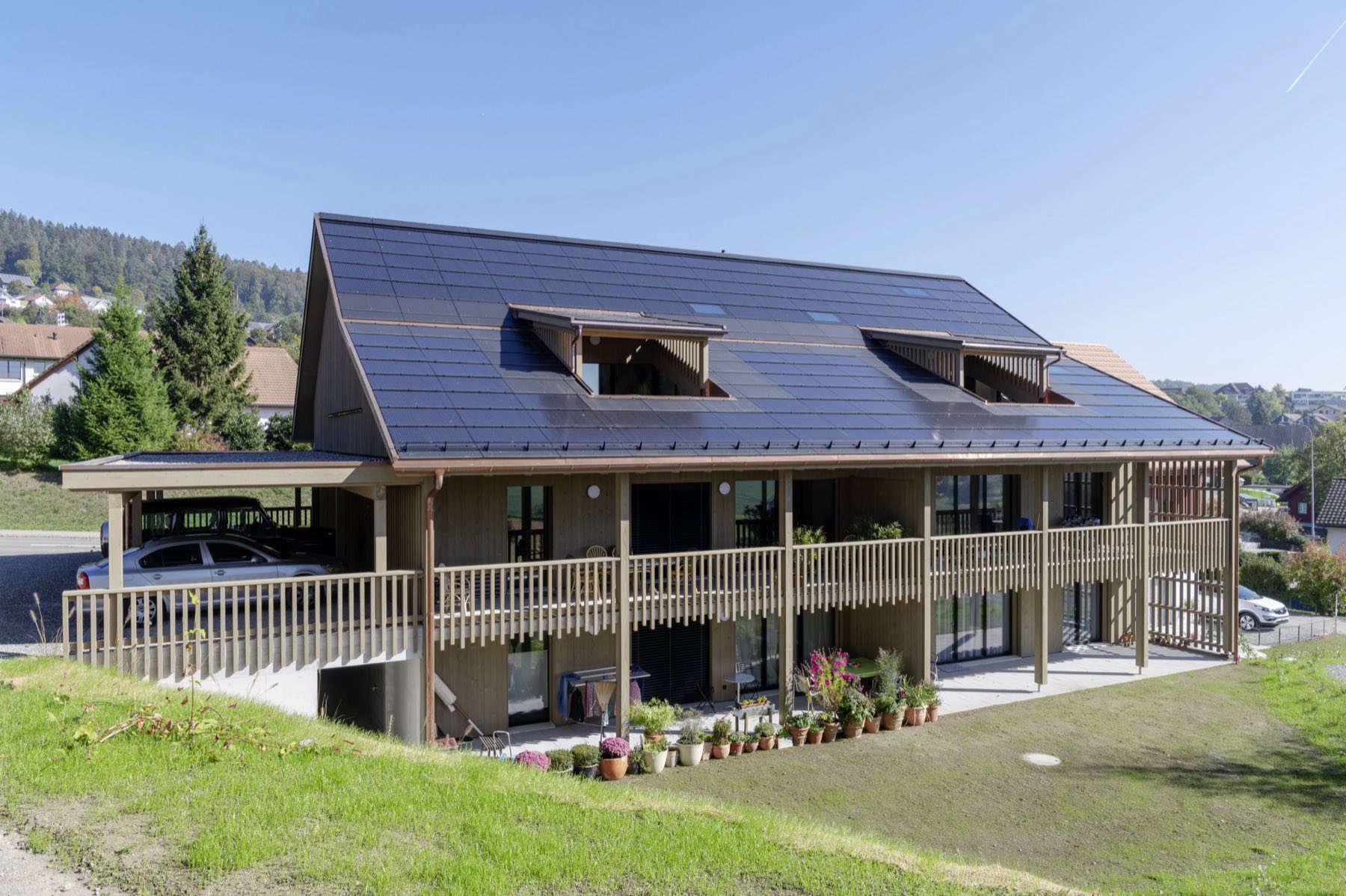 Mehrfamilienhaus in Hüttwilen mit Photovoltaik-Dach
